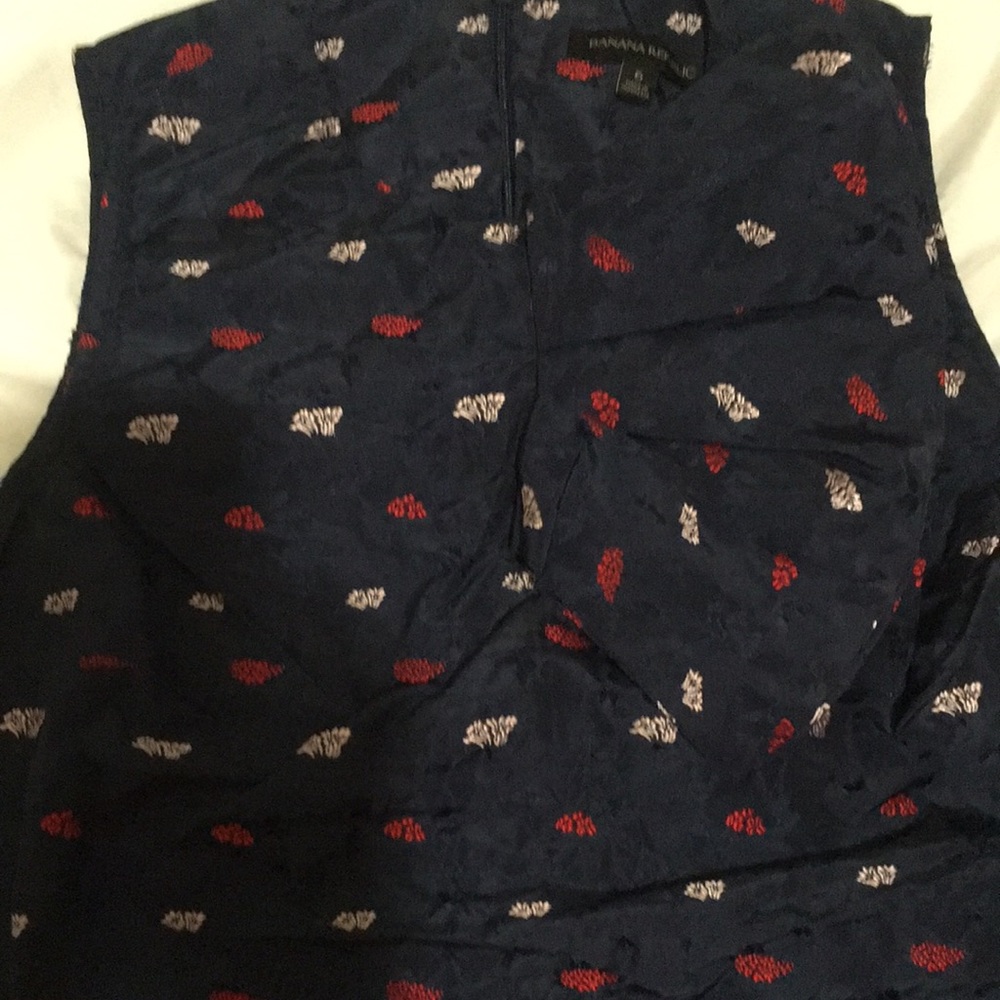 Big Bow Banana Republic Sleeveless Blouse - Picture 4 of 10